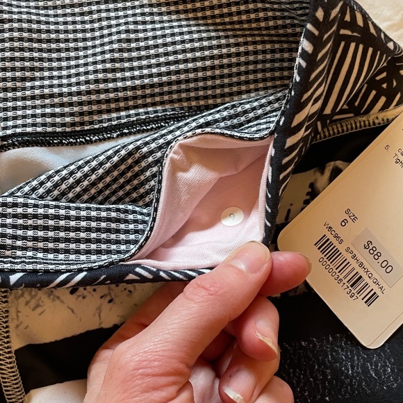 NWT Lululemon Wunder Under Crop II Full on Luon Palms Black White Leggings 6 - Picture 6 of 8